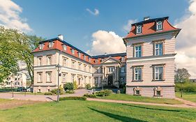 Sunday Hotel Schloss Neustadt Glewe